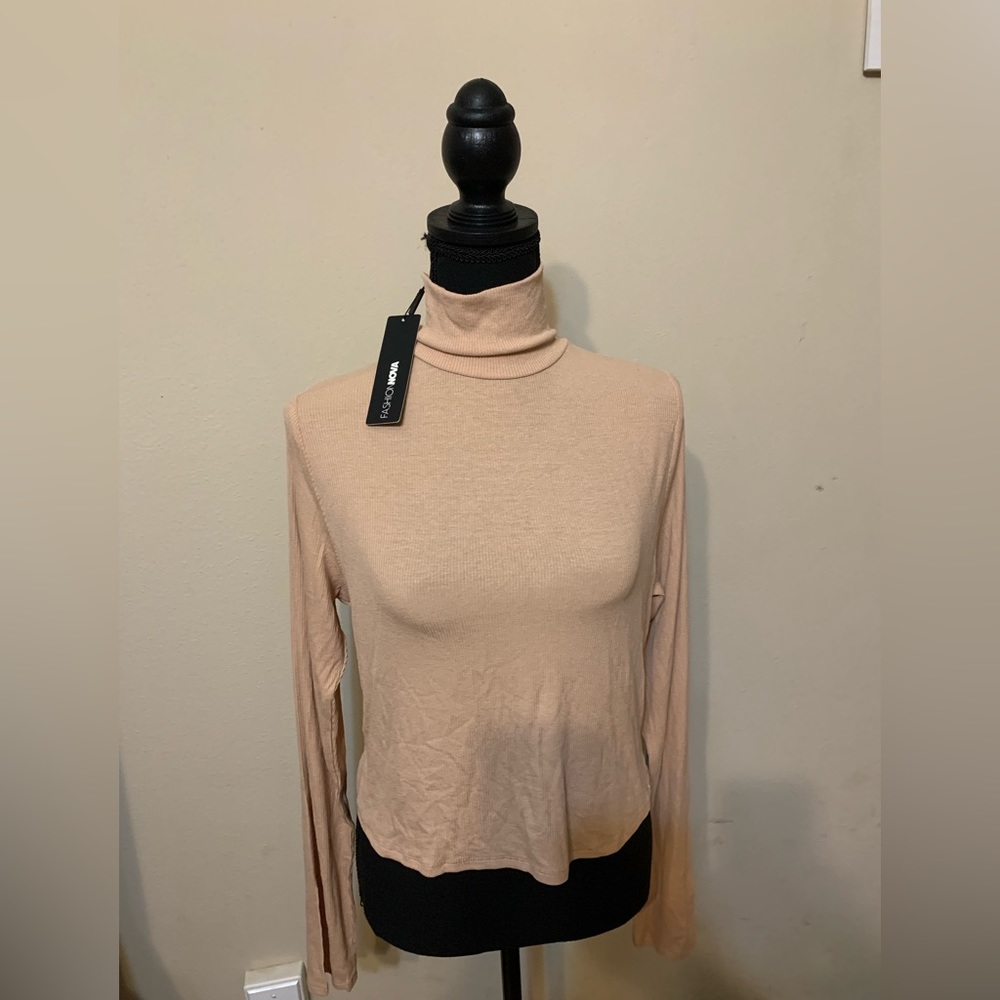NWT Fashion nova top